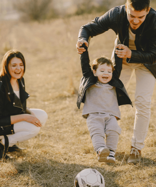 Soutenir l’harmonie familiale grâce à la kinésiologie – apaiser les tensions à la maison.