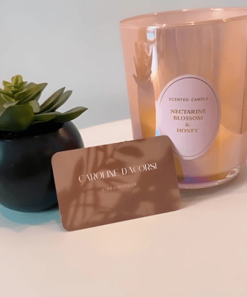 Ambiance sensorielle et accueil bienveillant dans le cabinet de kinésiologie Caroline Dacorsi à Marseille